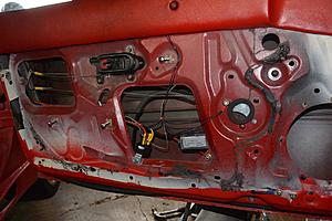 1991 NA Explorer 302 build-door-wiring.jpg