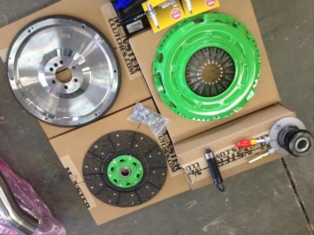 Name: aaclutchkit.jpg
Views: 3065
Size: 50.4 KB